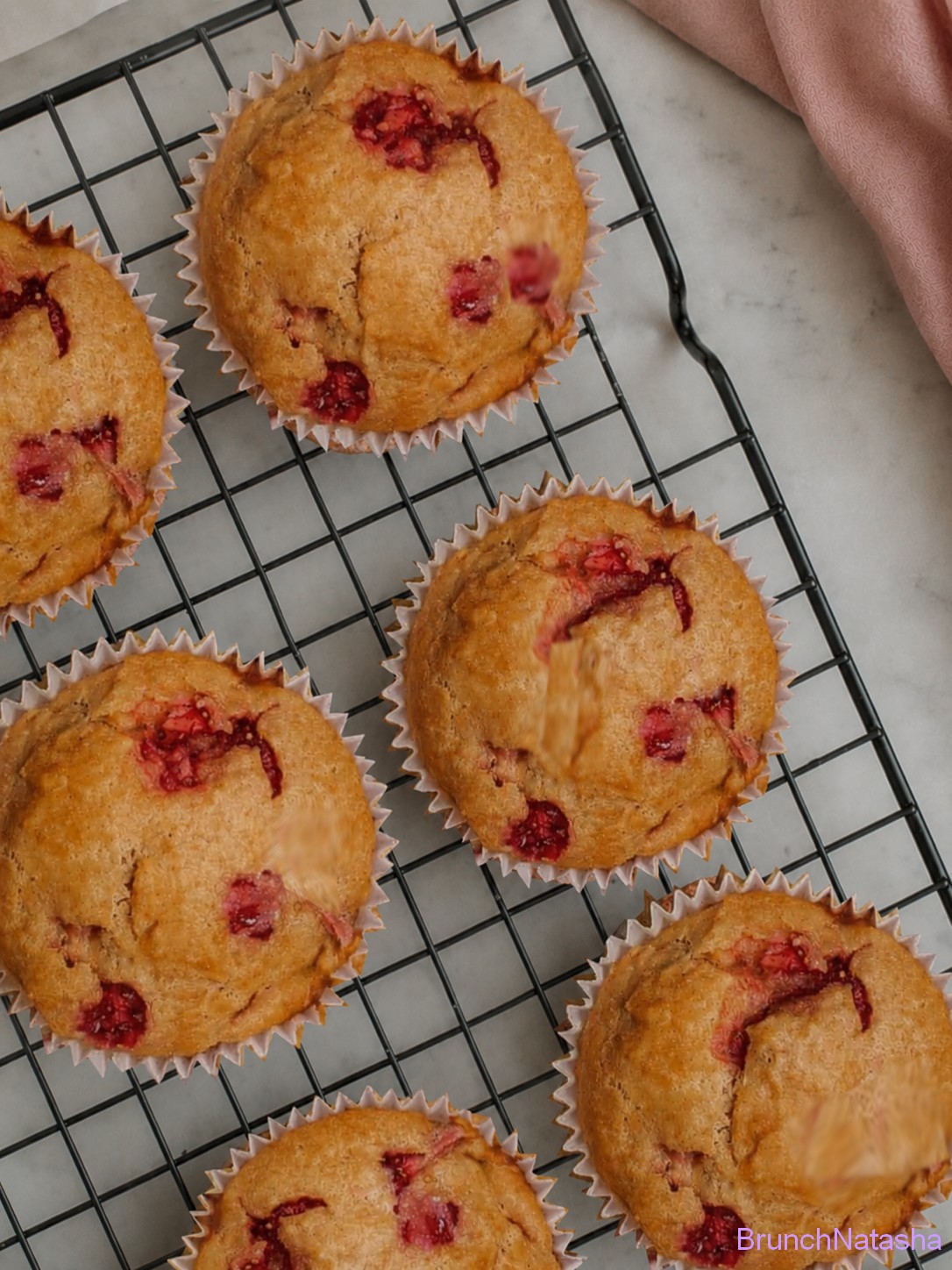 Healthy Strawberry Muffins 