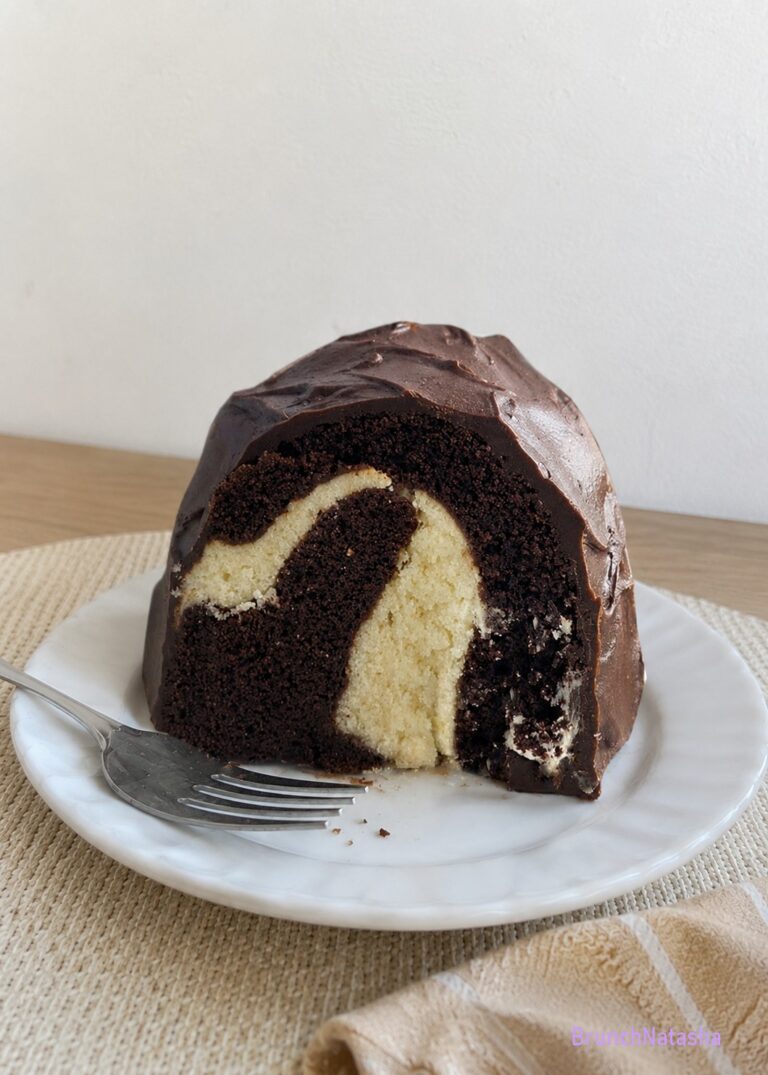 Chocolate Cream Cheese Bundt Cake