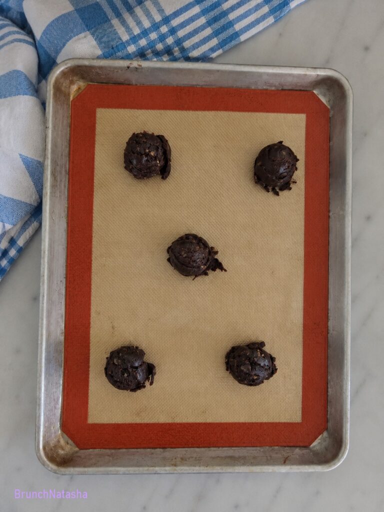 Double Chocolate Chip Crunch Cookies