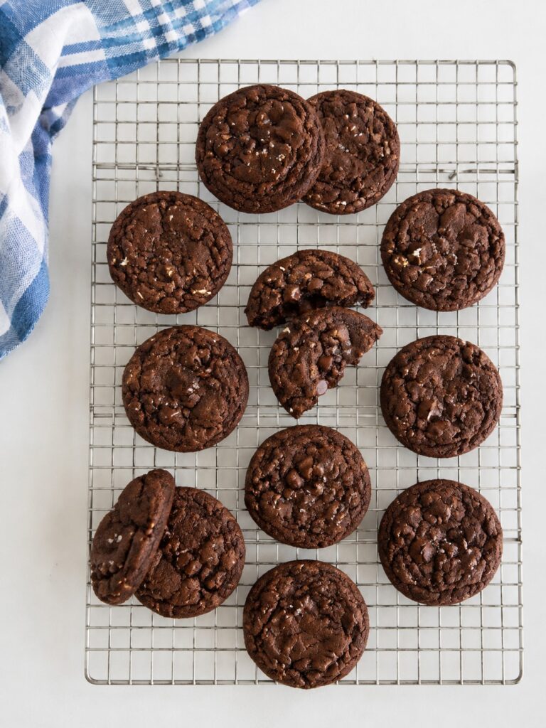 Double Chocolate Chip Crunch Cookies