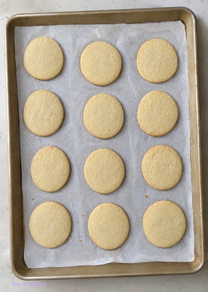  Shape the cookies